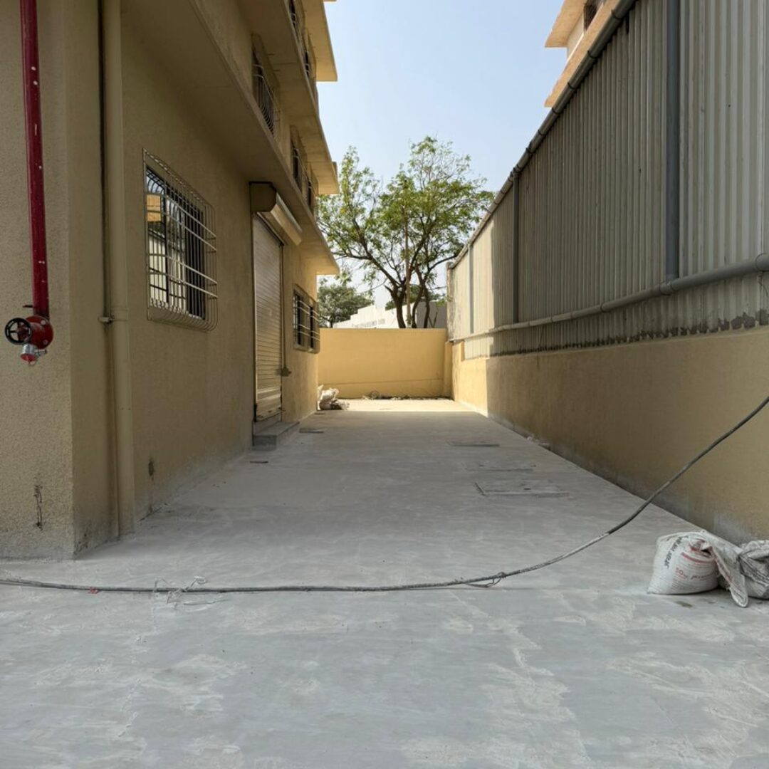 Industrial Building Available For Rent,